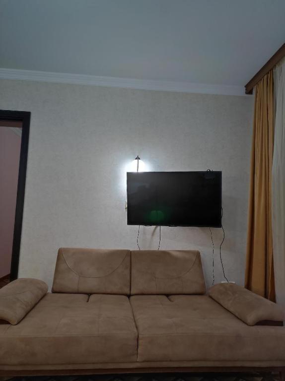 Apartment On Sherif Khimshiashvili Street 15B 巴统 外观 照片