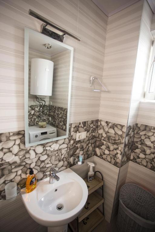 Apartment On Sherif Khimshiashvili Street 15B 巴统 外观 照片