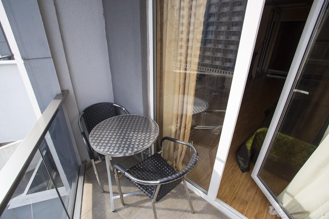 Apartment On Sherif Khimshiashvili Street 15B 巴统 外观 照片